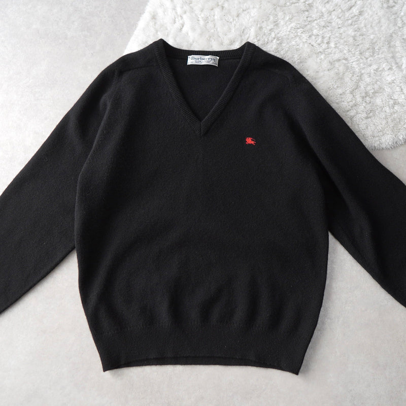 80's〜90's｜Logo Embroidery Wool V - neck Sweater｜Made in Scotland - NEWSED
