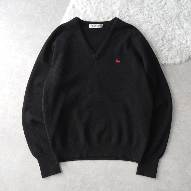 80's〜90's｜Logo Embroidery Wool V - neck Sweater｜Made in Scotland - NEWSED