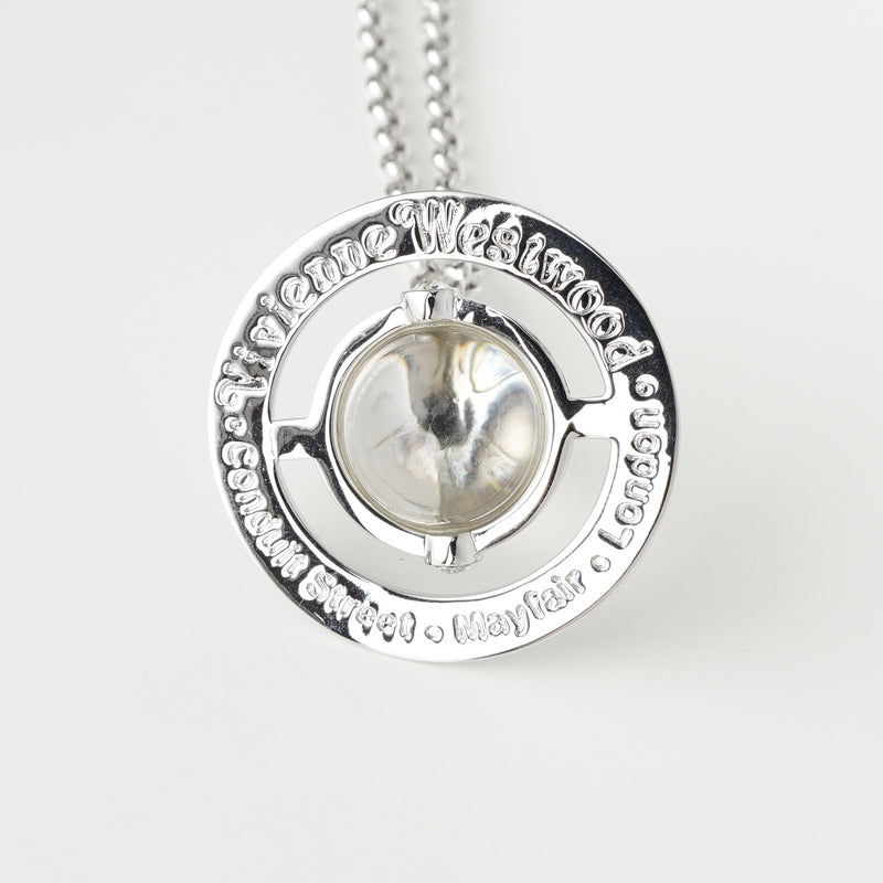 ヴィヴィアン ウエストウッド ラージ オーブ シルバー ネックレス