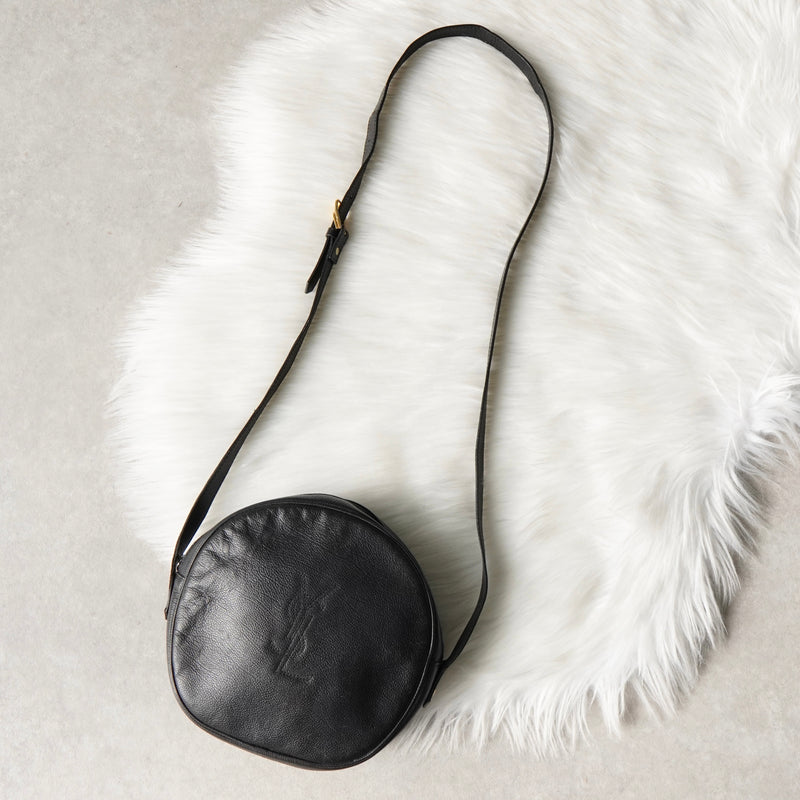 イヴ サンローラン ヴィンテージ YSLロゴ ショルダーバッグ ポシェット ブラック