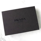 Prada 棕色三角形徽标缎面三折钱包