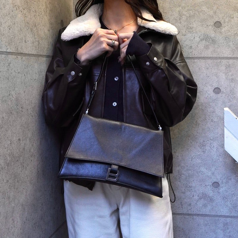 バレンシアガ クラッシュ レザー スリングバッグ ワンショルダーバッグ ブラック