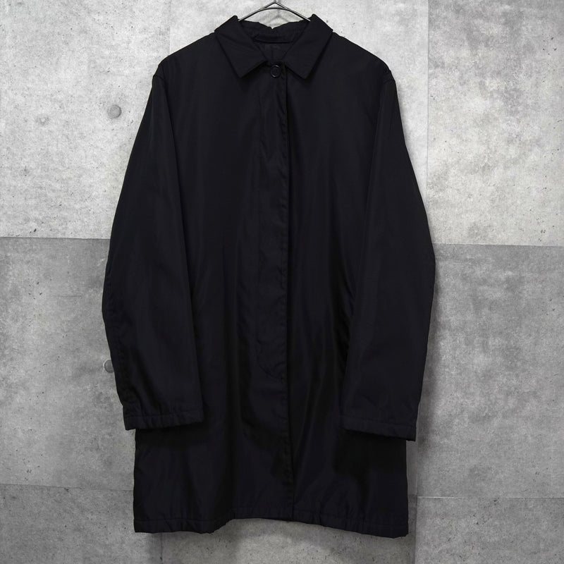 プラダ ナイロン 中綿 ステンカラーコート ブラック ウエストベルト付き