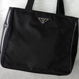 プラダ ナイロン / レザー ハンドバッグ トライアングルロゴ ブラック