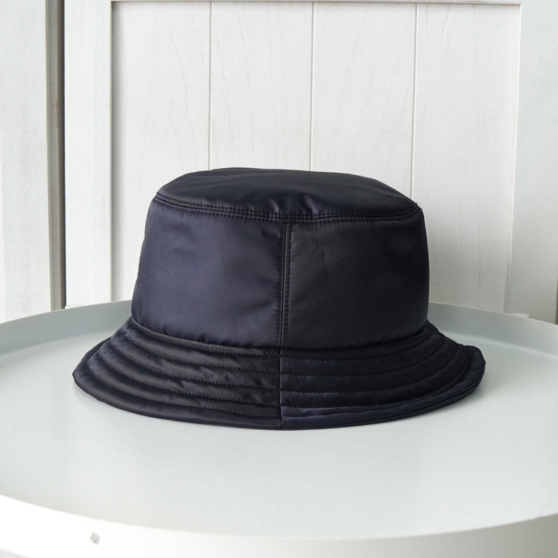 ヴィヴィアン ウエストウッド オーブ ナイロン バケットハット ネイビー