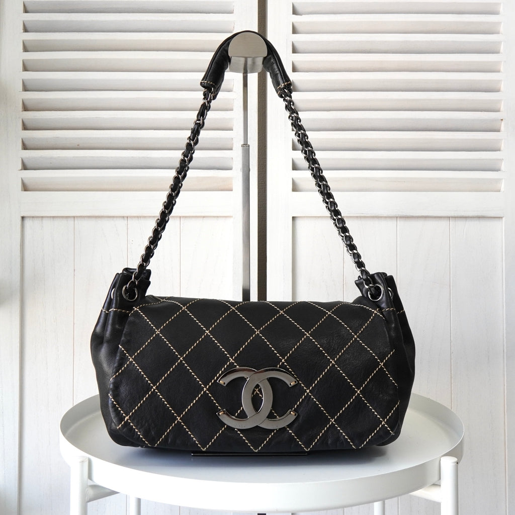 Chanel 9号 Coco Mark Wild Stitch 小羊皮链条单肩包（黑色）