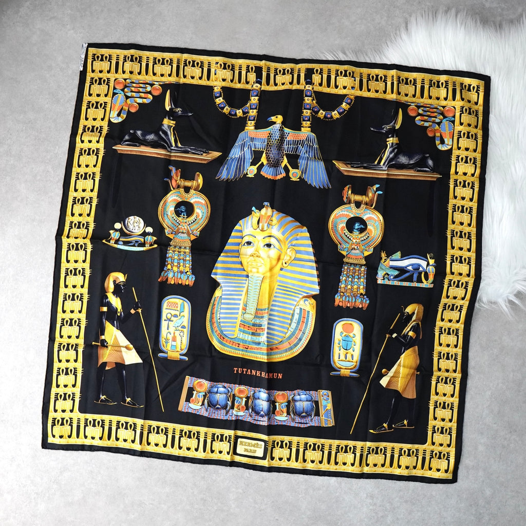エルメス カレ90 TUTANKHAMUN スカーフ ブラック