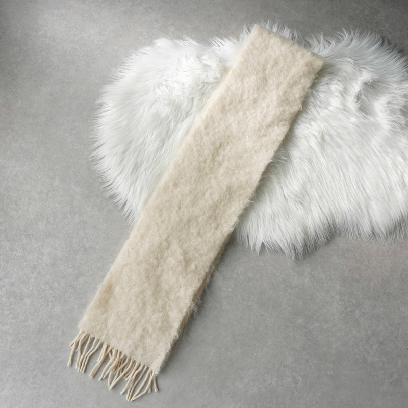 ロエベ アナグラム レザーパッチ モヘア マフラー ホワイト