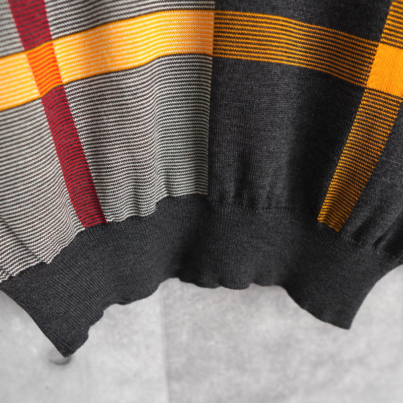 90's｜Logo Embroidery Sweater - NEWSED