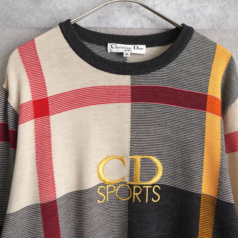 90's｜Logo Embroidery Sweater - NEWSED