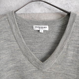 90's｜Logo Embroidery V - neck Sweater - NEWSED