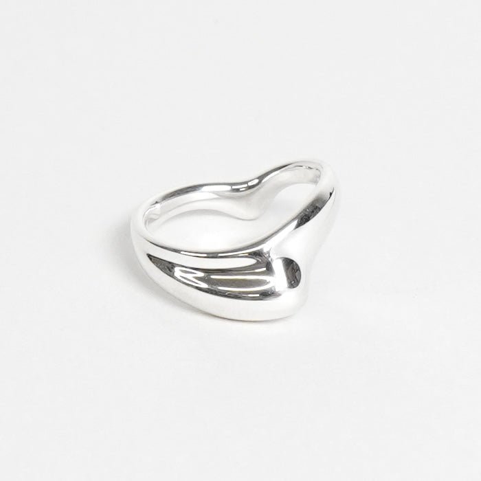 ティファニー カーブドハート ウェーブ リング 指輪 シルバー925 12号 新品磨き済 - NEWSED