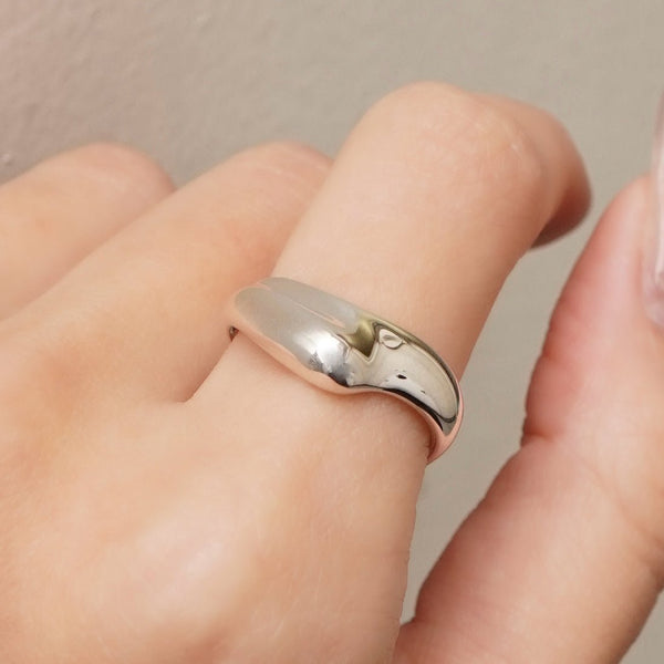 ティファニー カーブドハート ウェーブ リング 指輪 シルバー925 12号 新品磨き済 - NEWSED