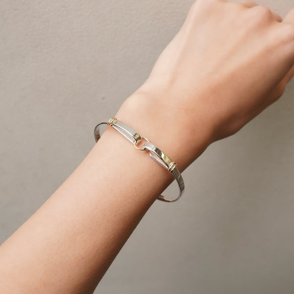 ティファニー フックアンドアイ バングル シルバー925 / 14KT 新品磨き済 - NEWSED