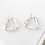 ボッテガヴェネタ トライアングル フープ シルバー925 ピアス - NEWSED