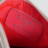 シャネル ココマーク ラムスキン フラット ミニポーチ ホワイト 9番台7桁 - NEWSED