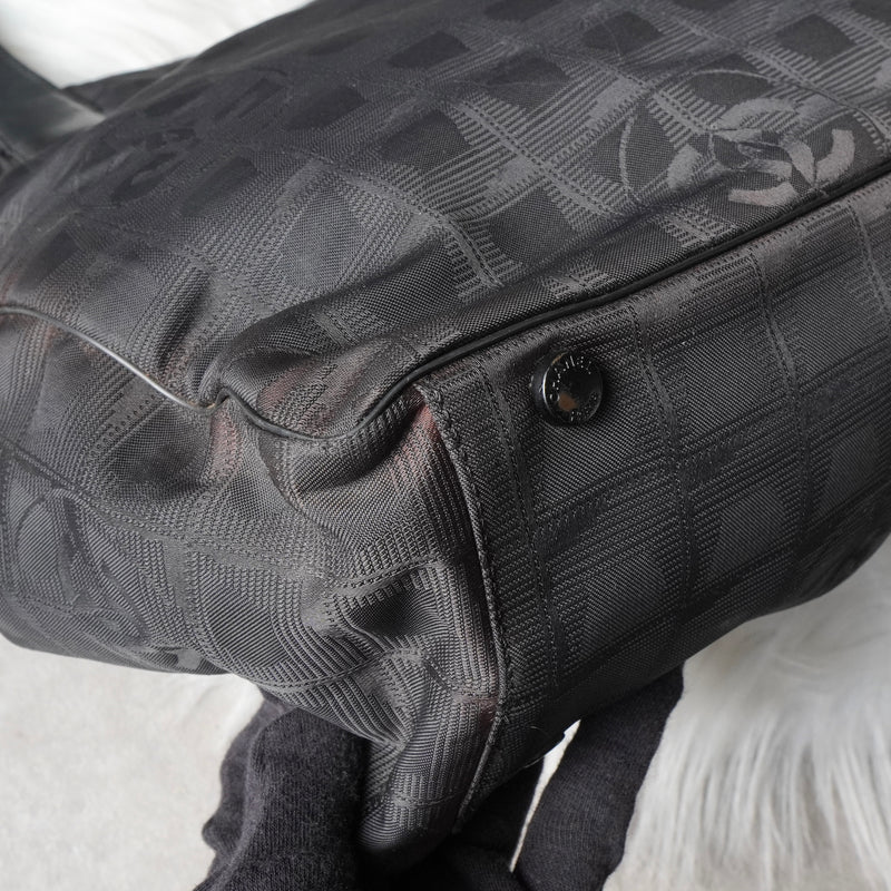 シャネル ニュートラベルライン GM トートバッグ ブラック 7桁6番台