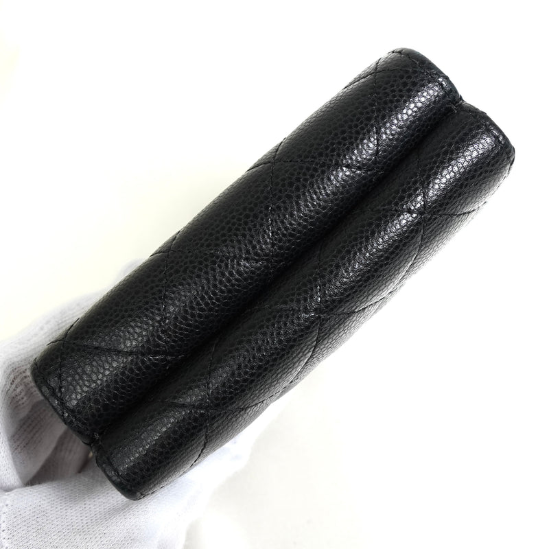 シャネル ココマーク マトラッセ キャビアスキン 三つ折り財布 ブラック A番台8桁