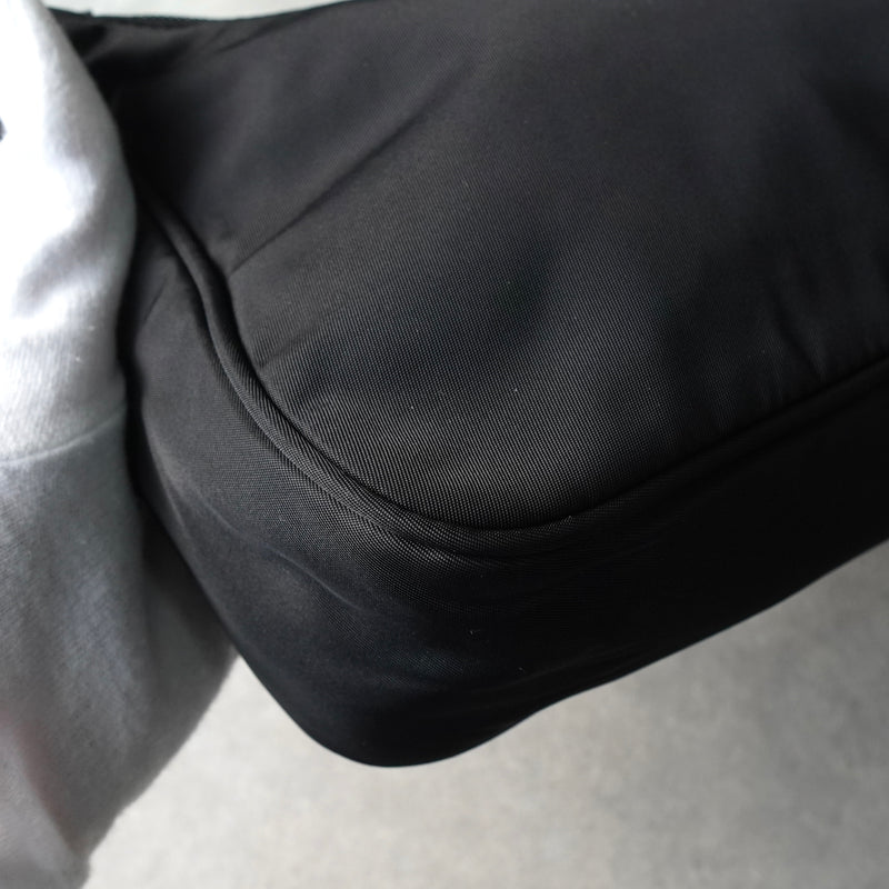 プラダ ミニ ハンドバッグ ブラック