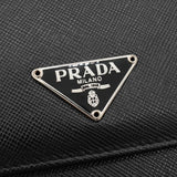 プラダトライアングルロゴサフィアーノ レザー 二つ折り財布 ブラック