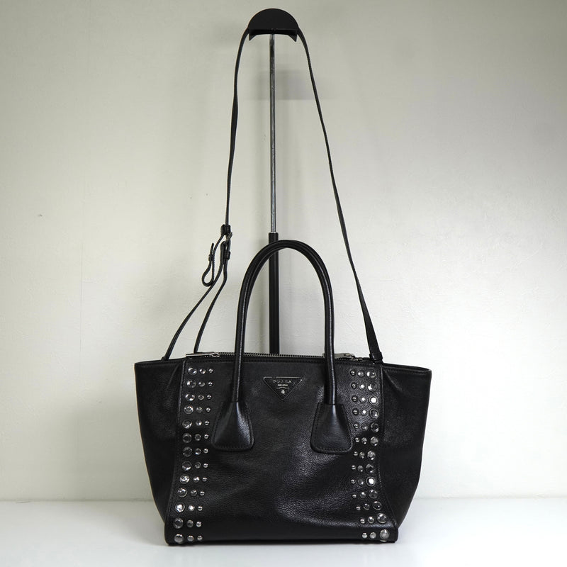 プラダ レザー ビジュー スタッズ 2way ハンドバッグ ショルダーバッグ ブラック