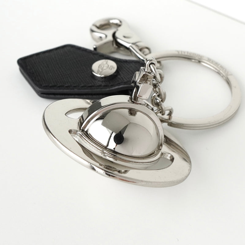 ヴィヴィアン ウエストウッド ラージ オーブ レザー シルバー チャーム キーホルダー