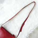 Loewe Anagram 皮革单肩包 Sacoche 红色