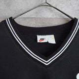 90's｜V-neck Three Steps Logo Sweatshirt