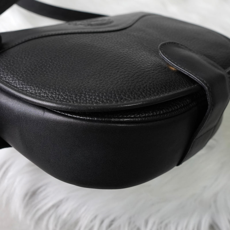 バーバリー ヴィンテージ ロゴ ショルダーバッグ ブラック