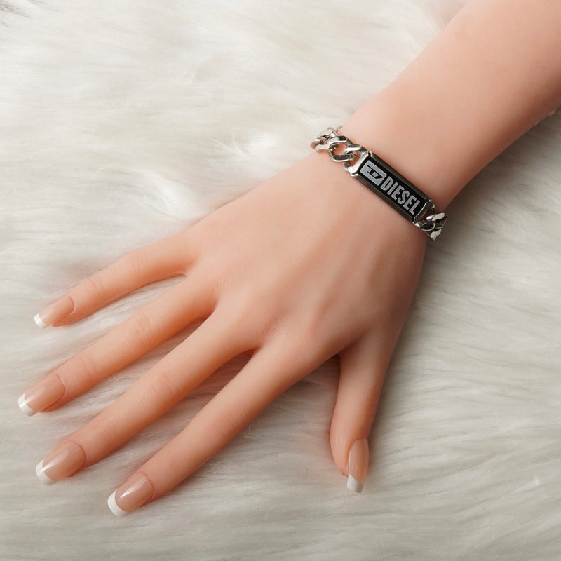 ディーゼル ロゴ プレート ステンレス チェーン ブレスレット シルバー メンズ 箱付き