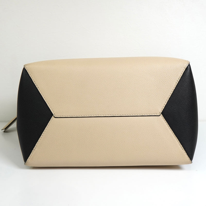 ルイ ヴィトン ロックミー カバ トートバッグ ベージュ / ブラック M42289