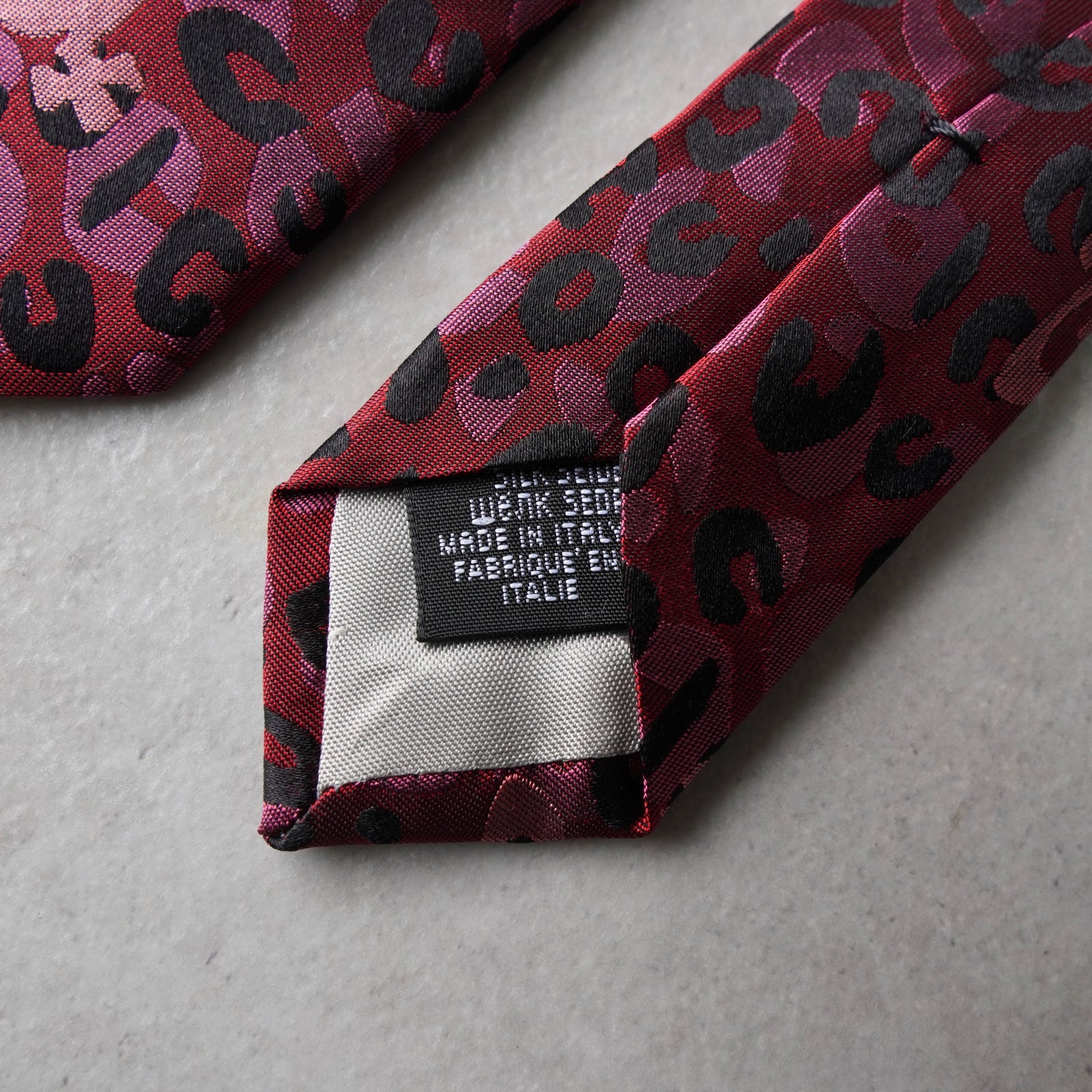 ヴィヴィアン ウエストウッド オーブロゴ レオパード ネクタイ レッド