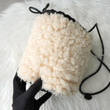 エムエムシックス メゾン マルジェラ ボア ファー / レザー 巾着バッグ ショルダーバッグ ポーチ アイボリー