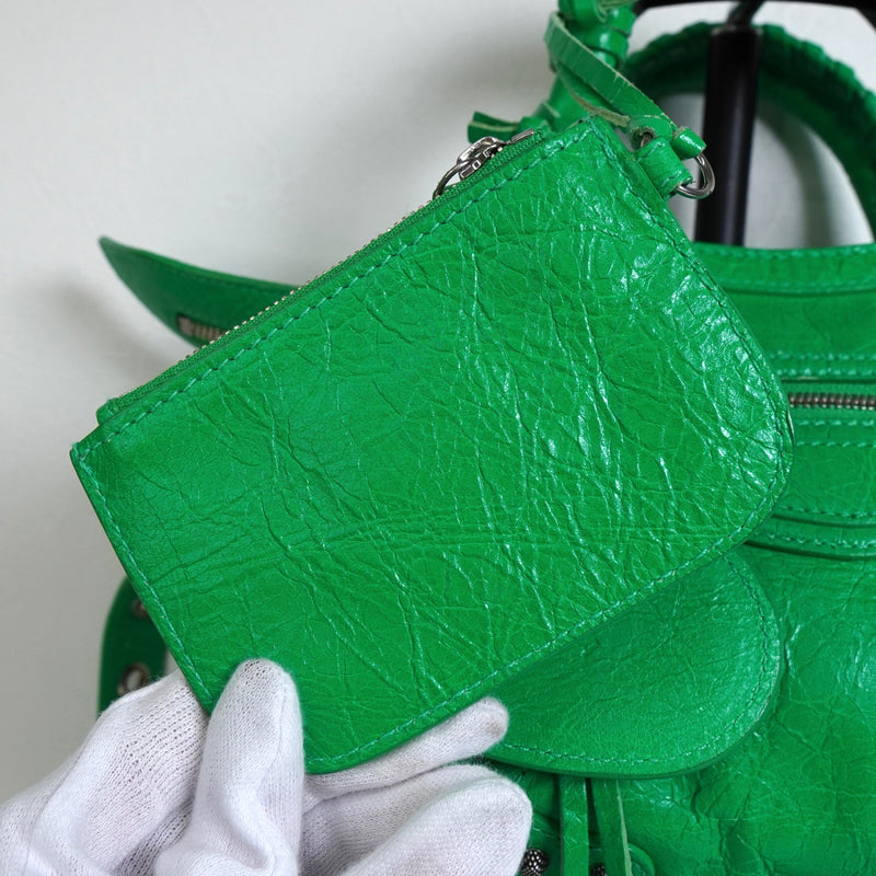 バレンシアガ ネオカゴール レザー 2way ハンドバッグ ショルダーバッグ ネオングリーン