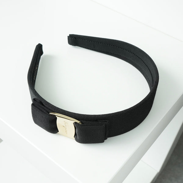 サルバトーレ フェラガモ ヴァラ リボン カチューシャ ブラック