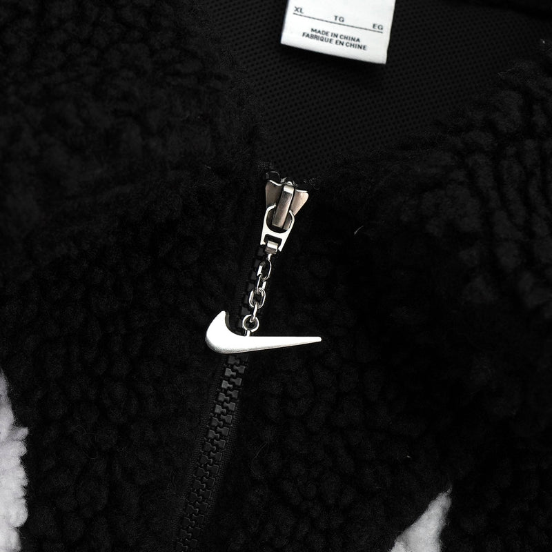 ナイキ ビッグ スウッシュロゴ ボアジャケット ブラック