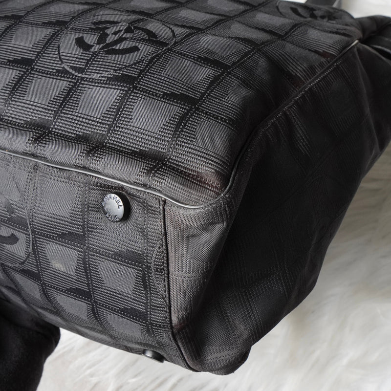 シャネル ニュートラベルライン GM トートバッグ ブラック 7桁6番台