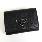 プラダ ヴィッテロダイノレザー トライアングルロゴ 三つ折り財布 ブラック ICタグ内蔵