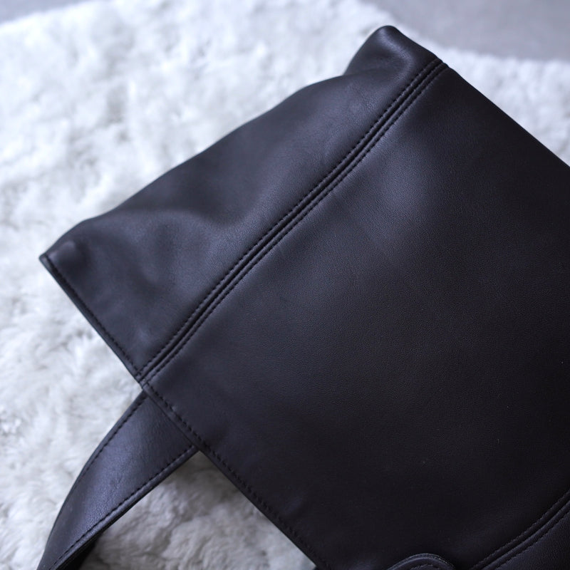 Vintage Black Leather Hand Bag