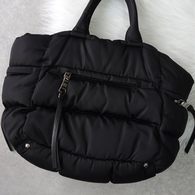 プラダ ナイロン キルティング 2way ハンドバッグ ショルダーバッグ トライアングルロゴ ブラック