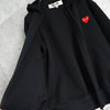 プレイ コム デ ギャルソン ハートロゴ ジップアップ パーカー ブラック