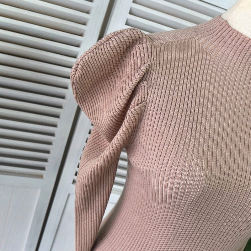 ハーリップトゥ パフスリーブ ニット トップス レディース ベージュ タグ付き未使用品