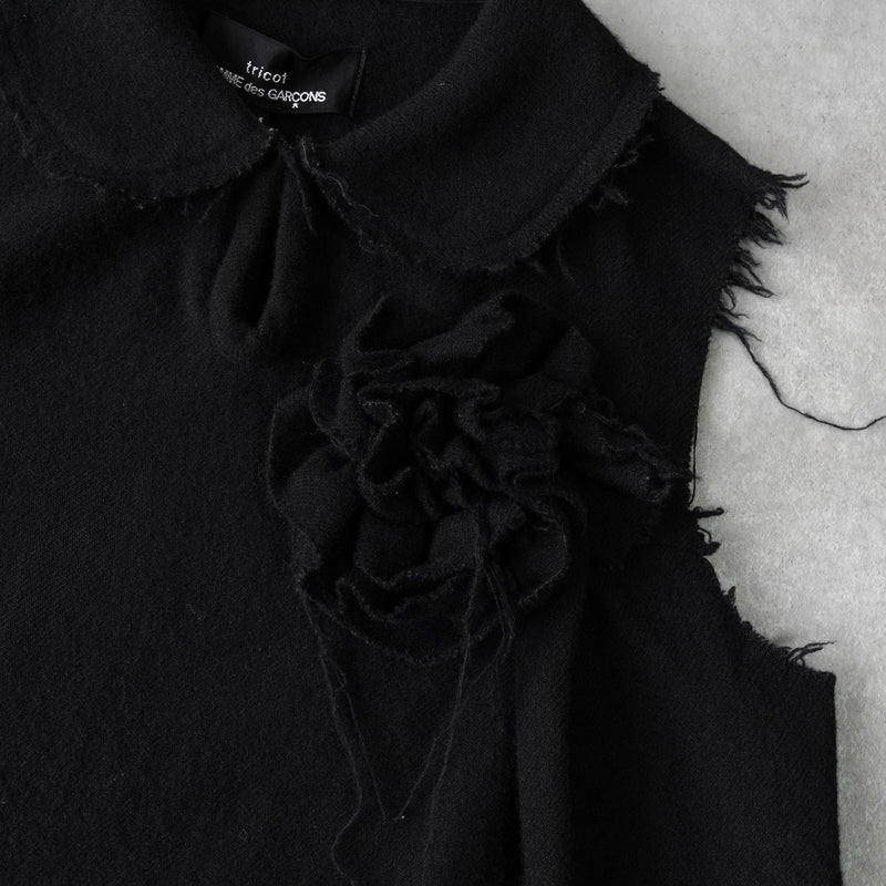 トリコ コムデギャルソン 2003年製 薔薇 装飾 カットオフ ウール ベスト レディース ブラック
