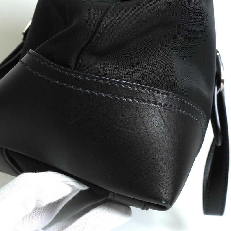 プラダ トライアングルロゴ テスート ポコノ ナイロン レザー トートバッグ ブラック