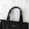 プラダ ナイロン / レザー ハンドバッグ トライアングルロゴ ブラック