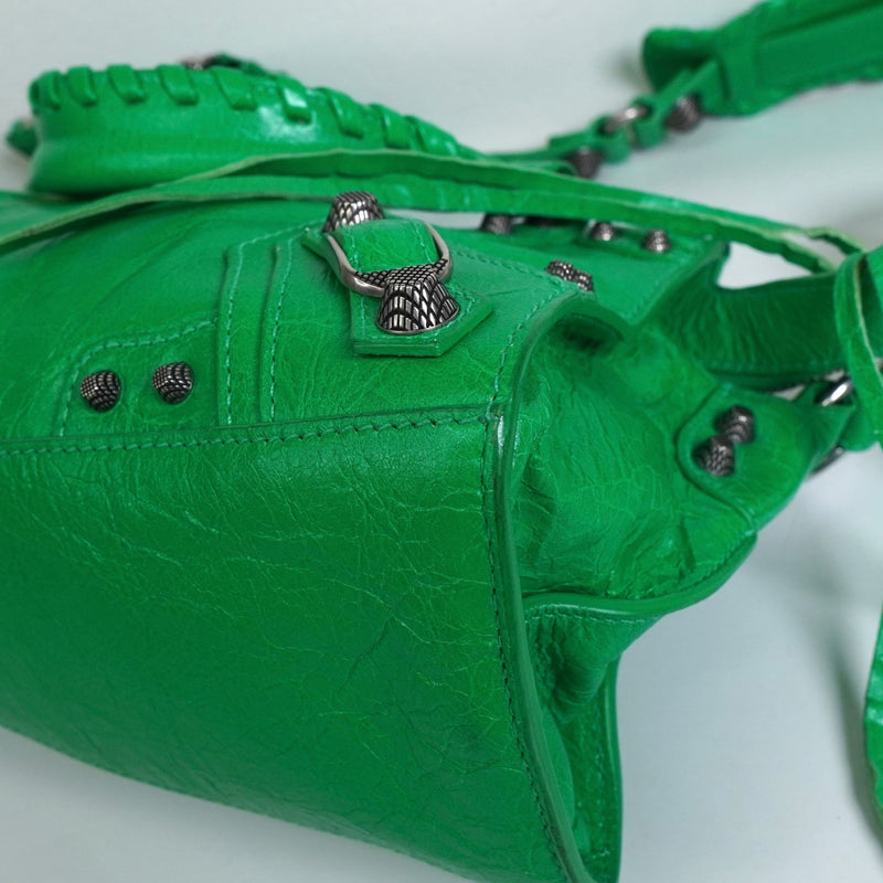 バレンシアガ ネオカゴール レザー 2way ハンドバッグ ショルダーバッグ ネオングリーン