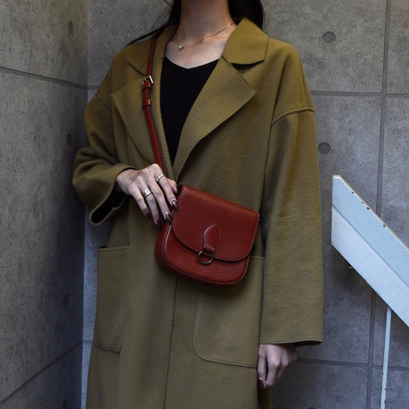 ルイ ヴィトン エピ ミニサンクルー ケニアブラウン ショルダーバック M52213