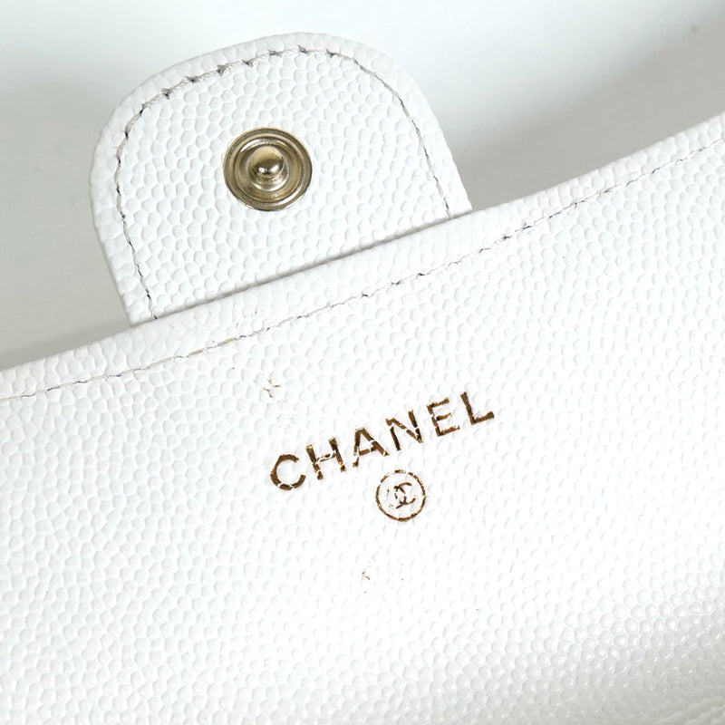 シャネル クラシック ココマーク マトラッセ キャビアスキン 長財布 ホワイト