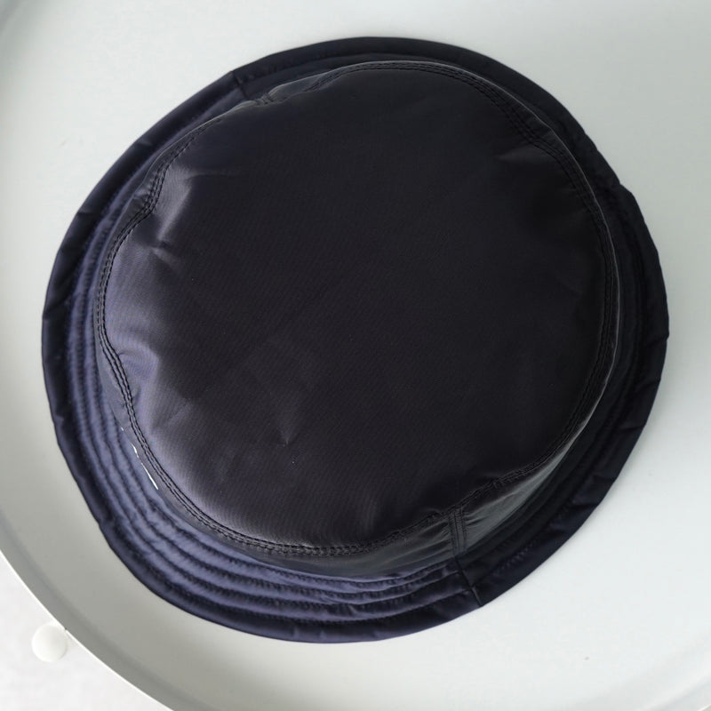 ヴィヴィアン ウエストウッド オーブ ナイロン バケットハット ネイビー