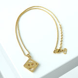 クリスチャン ディオール CDロゴ スクエア ラインストーン ネックレス GPゴールド